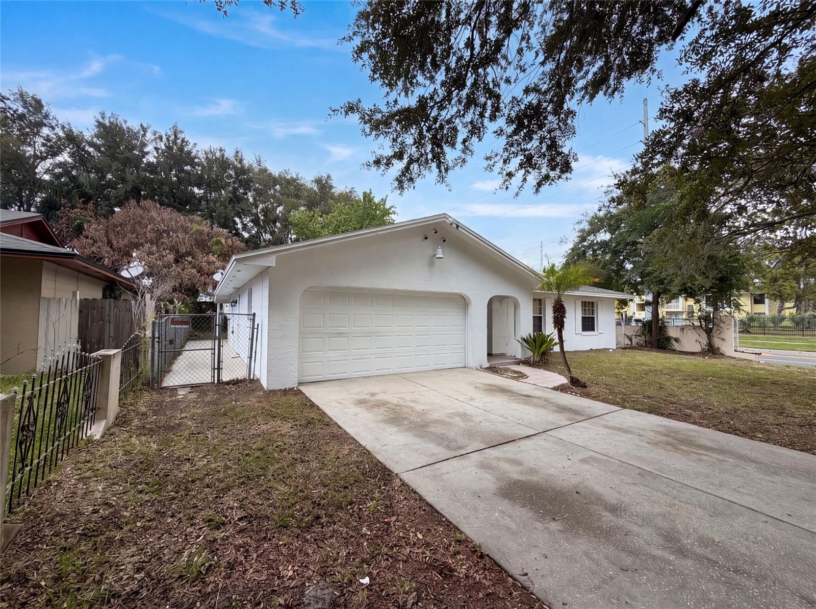 SOUTH POINTE - Residential