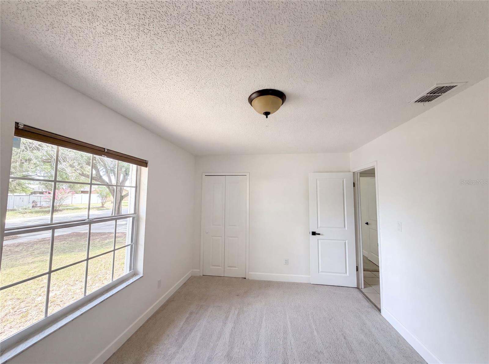 SOUTH POINTE - Residential