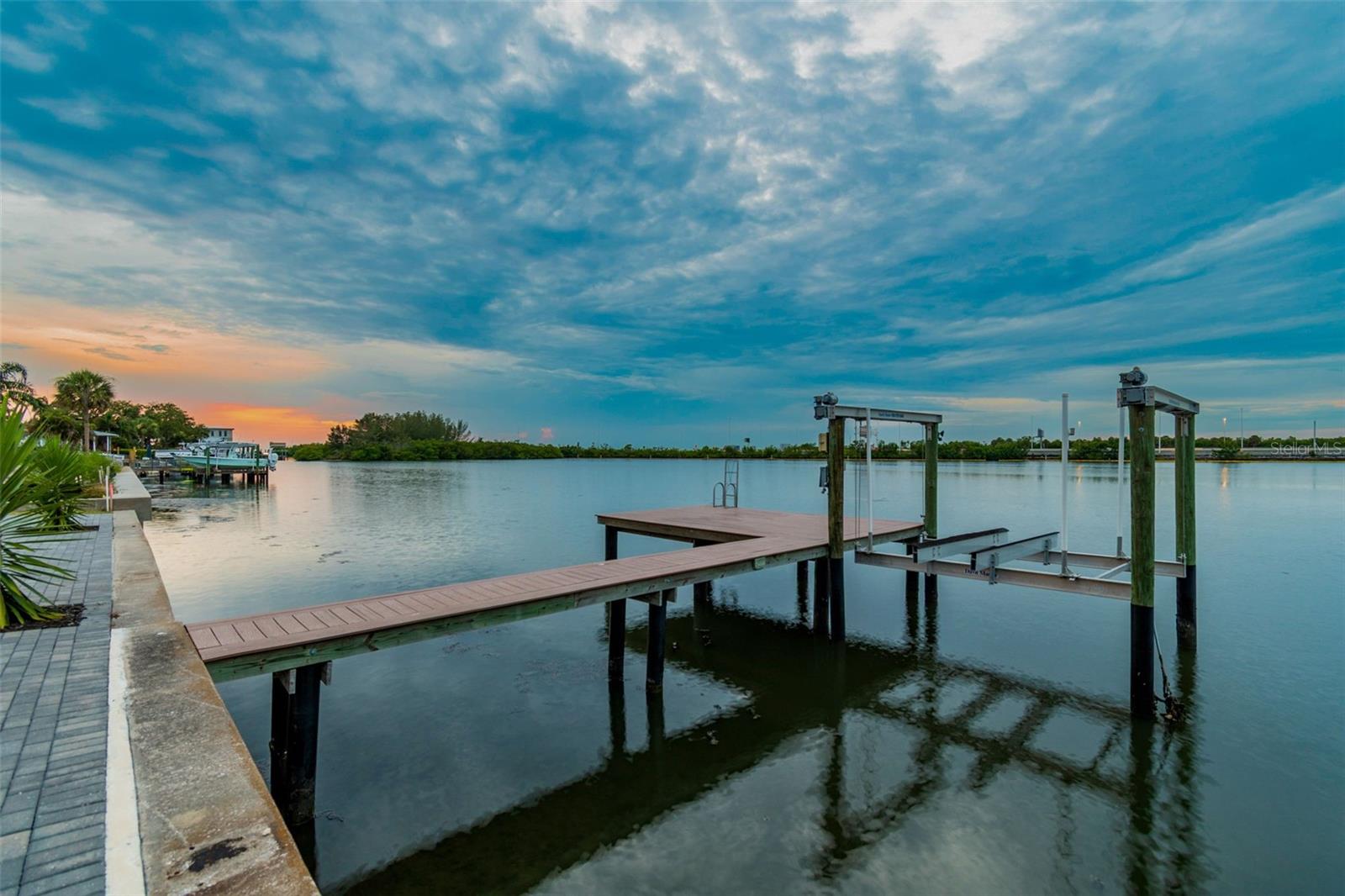 MARINER ESTATES - Residential