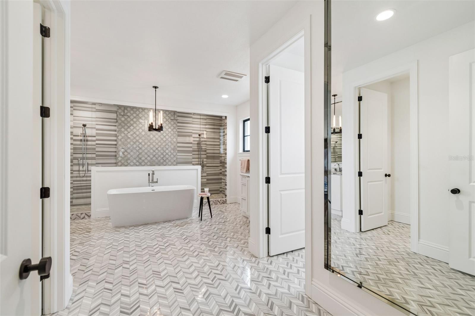 MARINER ESTATES - Residential
