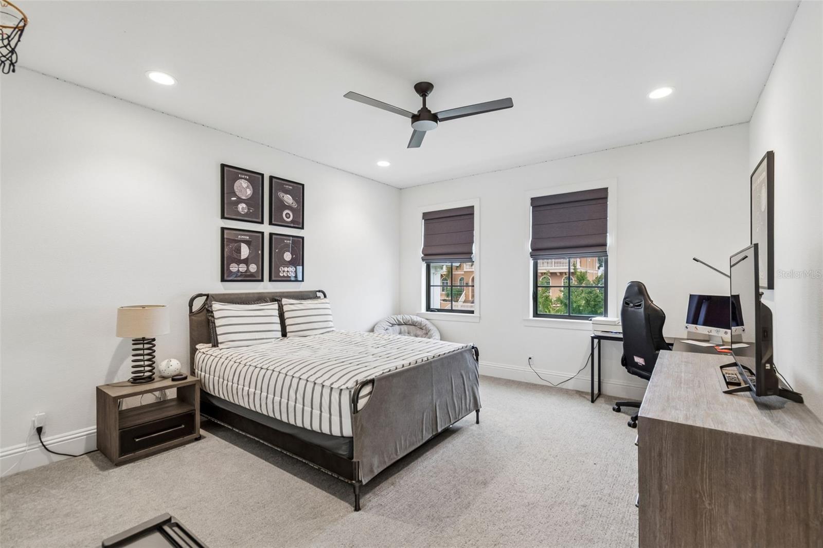 MARINER ESTATES - Residential