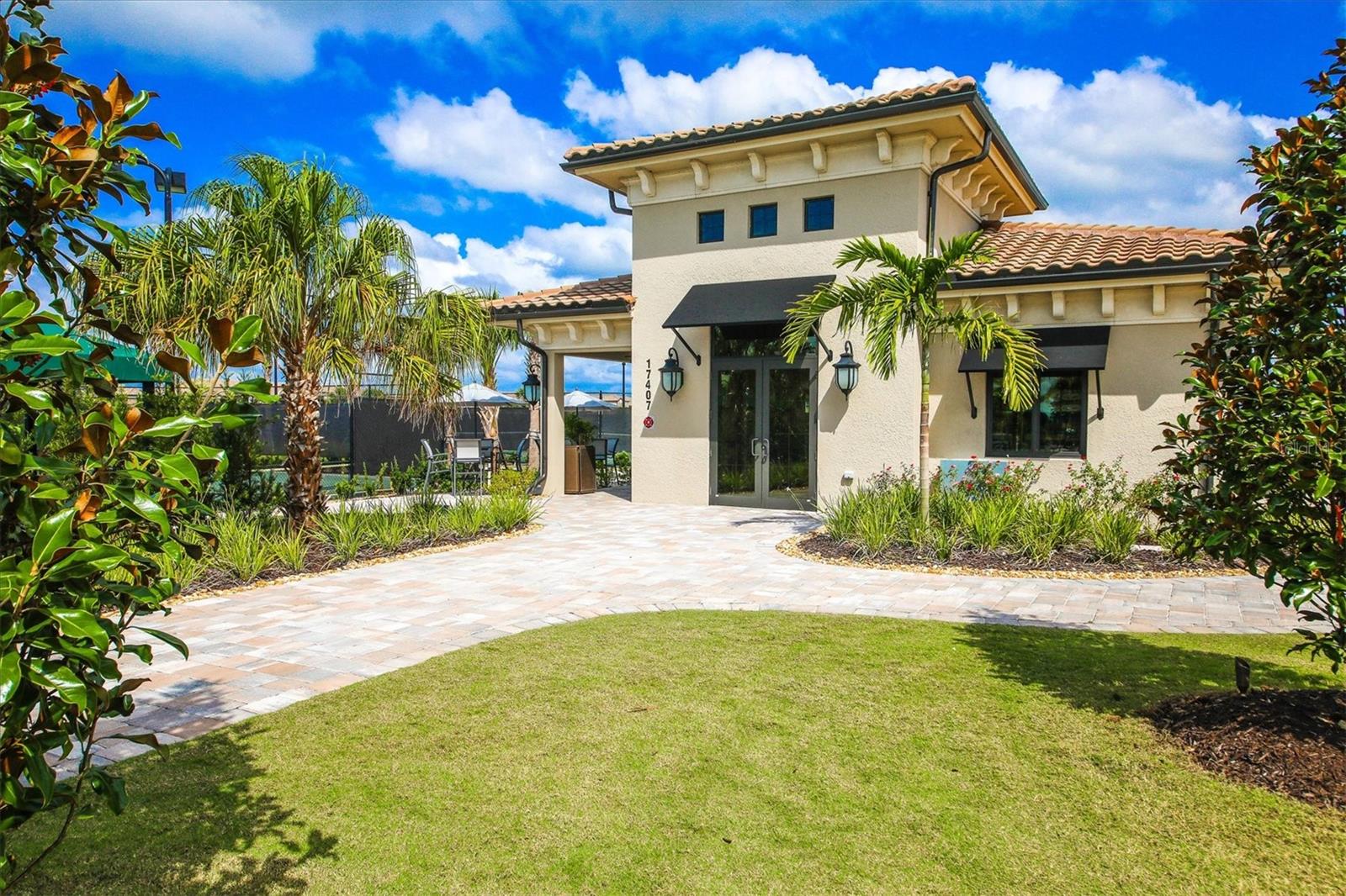 LAKEWOOD NATIONAL - Residential