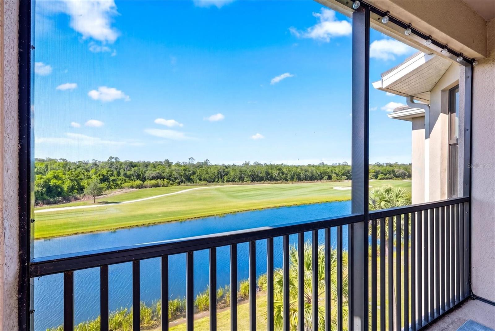 LAKEWOOD NATIONAL - Residential