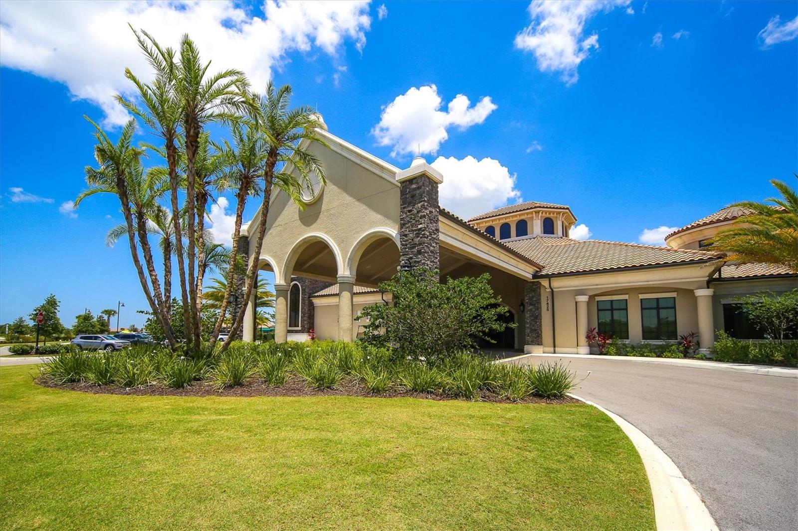 LAKEWOOD NATIONAL - Residential