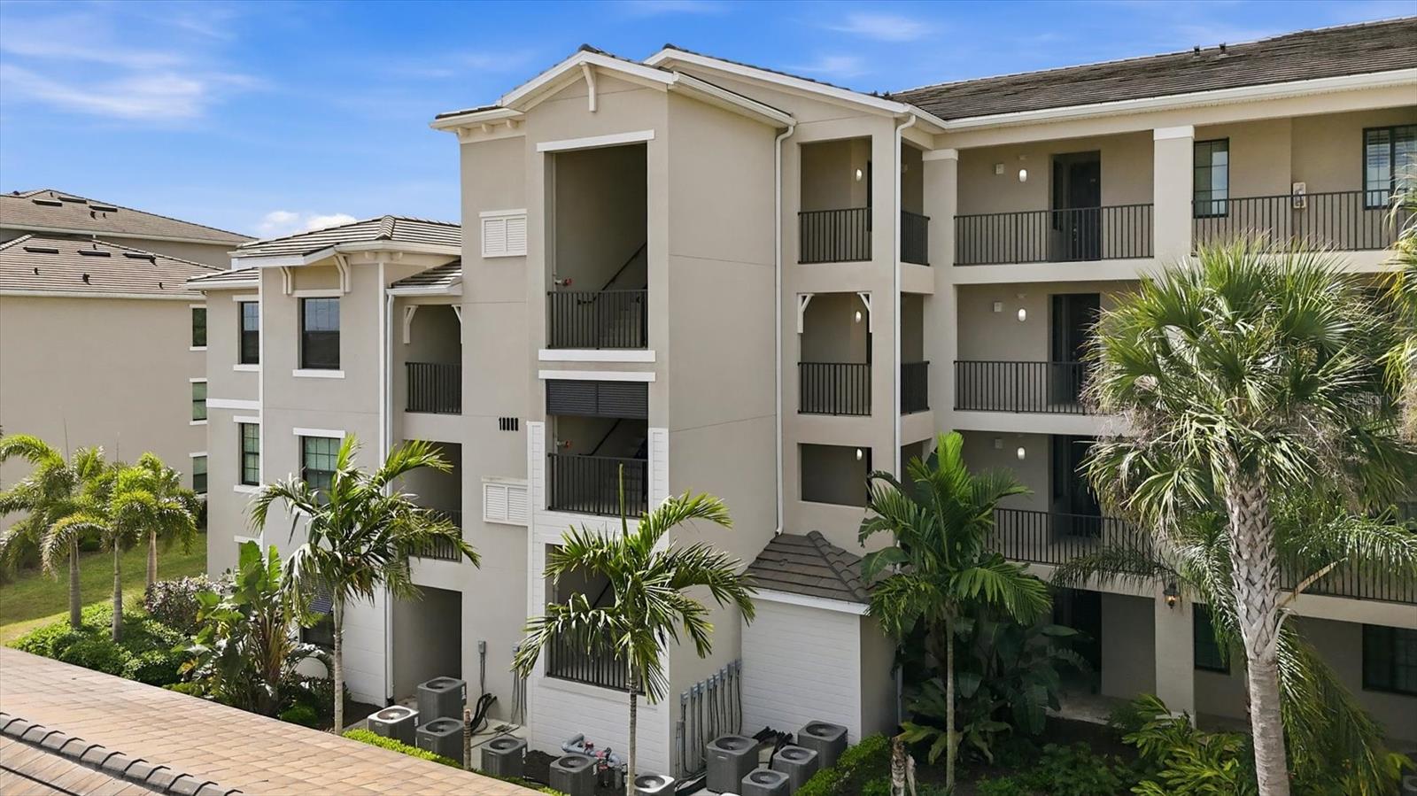 LAKEWOOD NATIONAL - Residential
