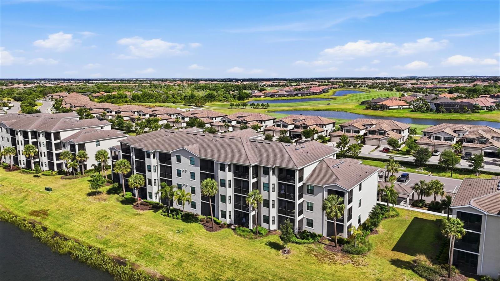 LAKEWOOD NATIONAL - Residential