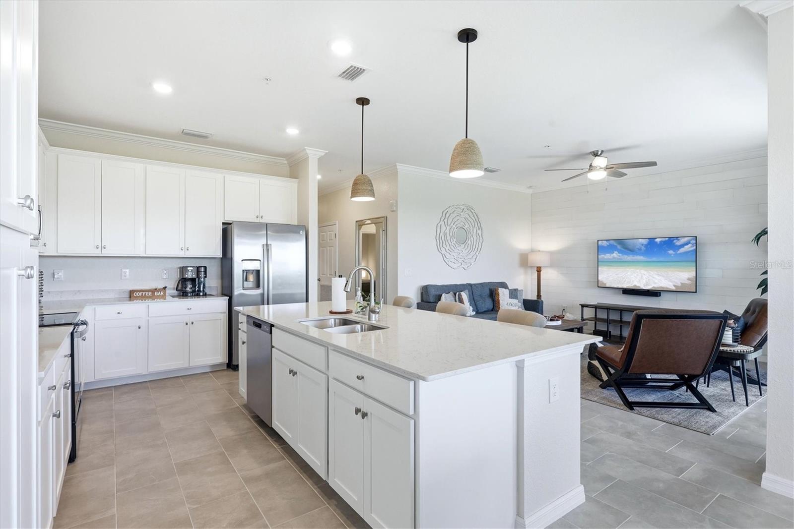 LAKEWOOD NATIONAL - Residential
