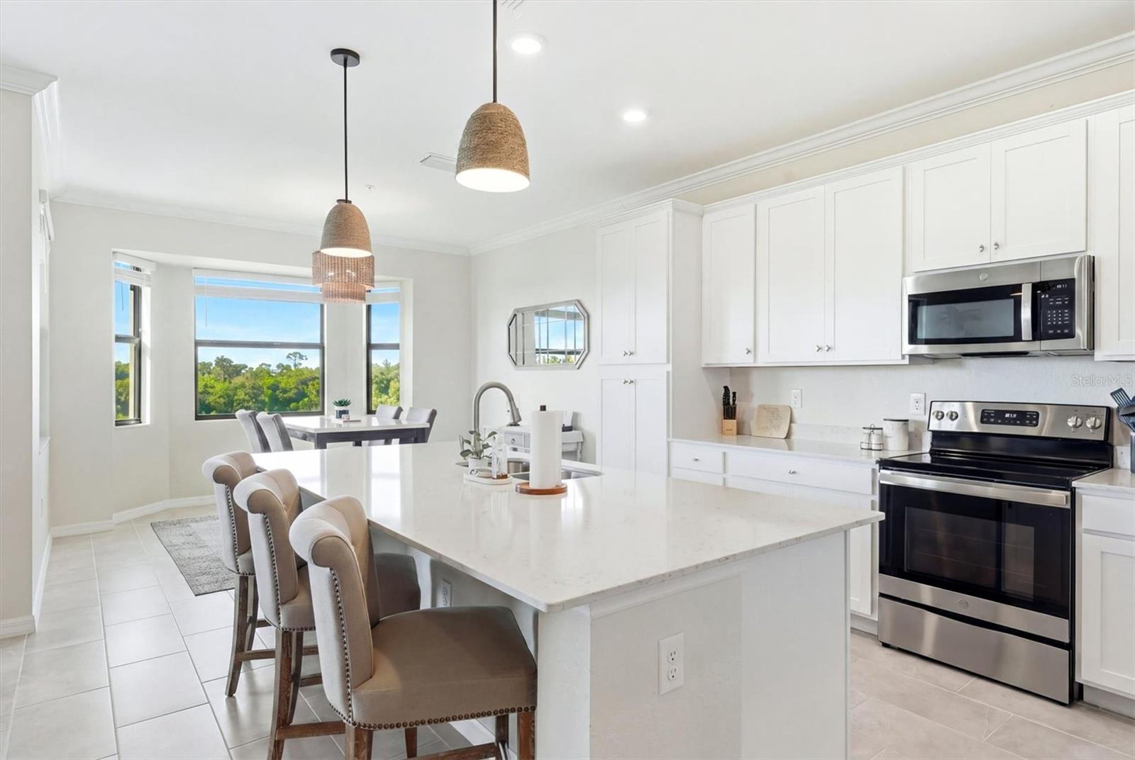 LAKEWOOD NATIONAL - Residential
