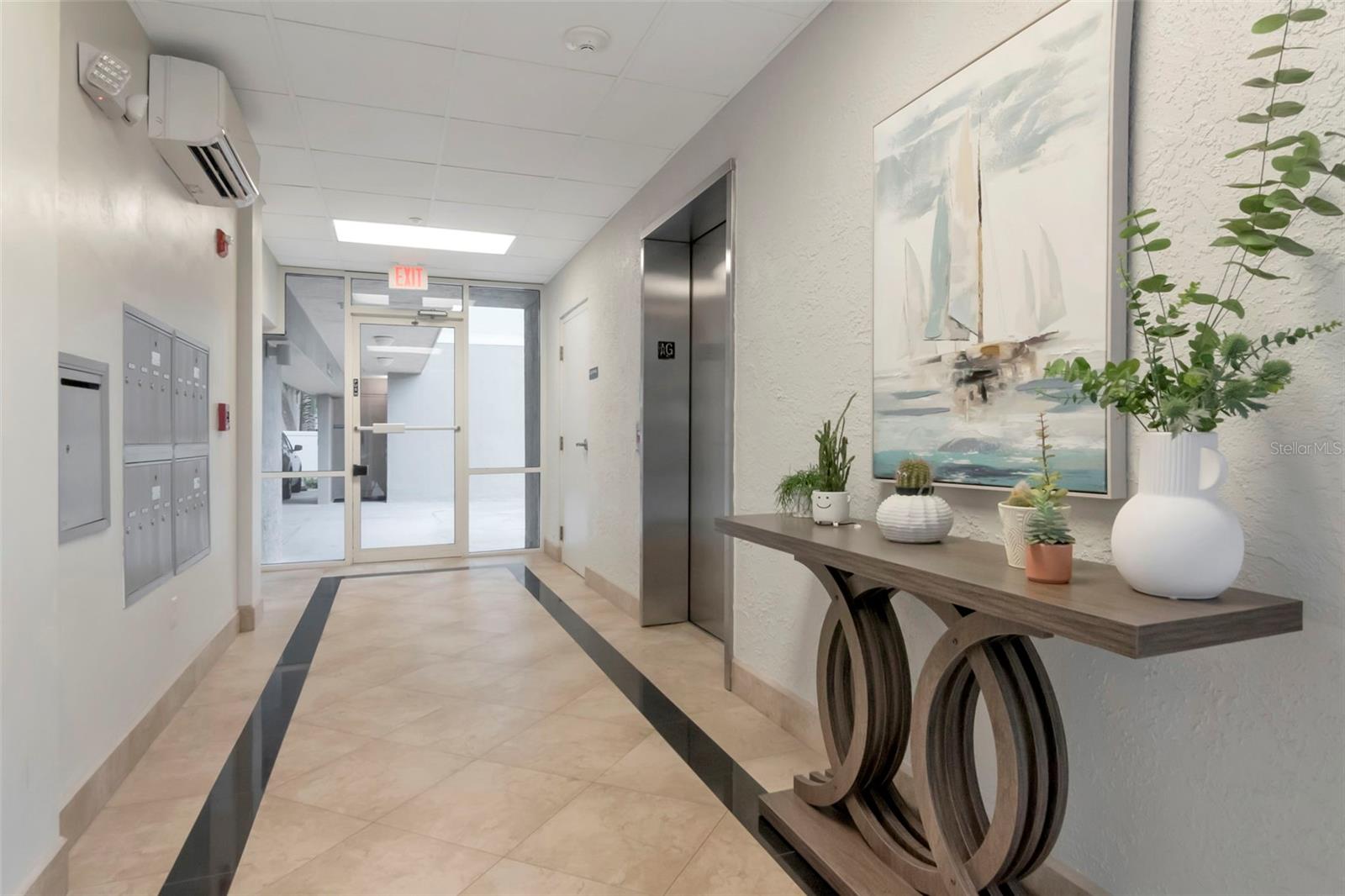 CHEZ SOLEIL CONDO - Residential