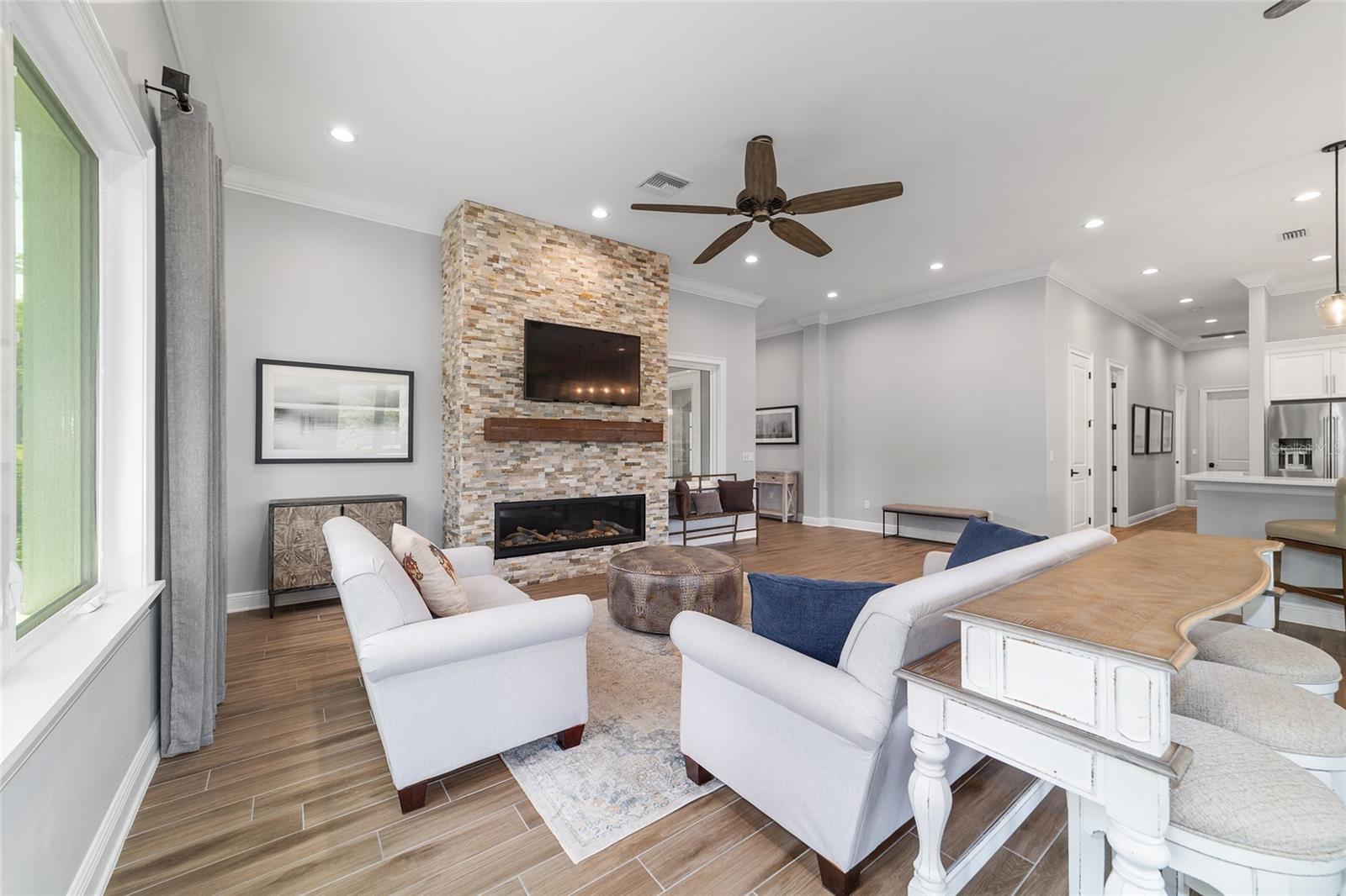 GOLDEN OCALA - Residential