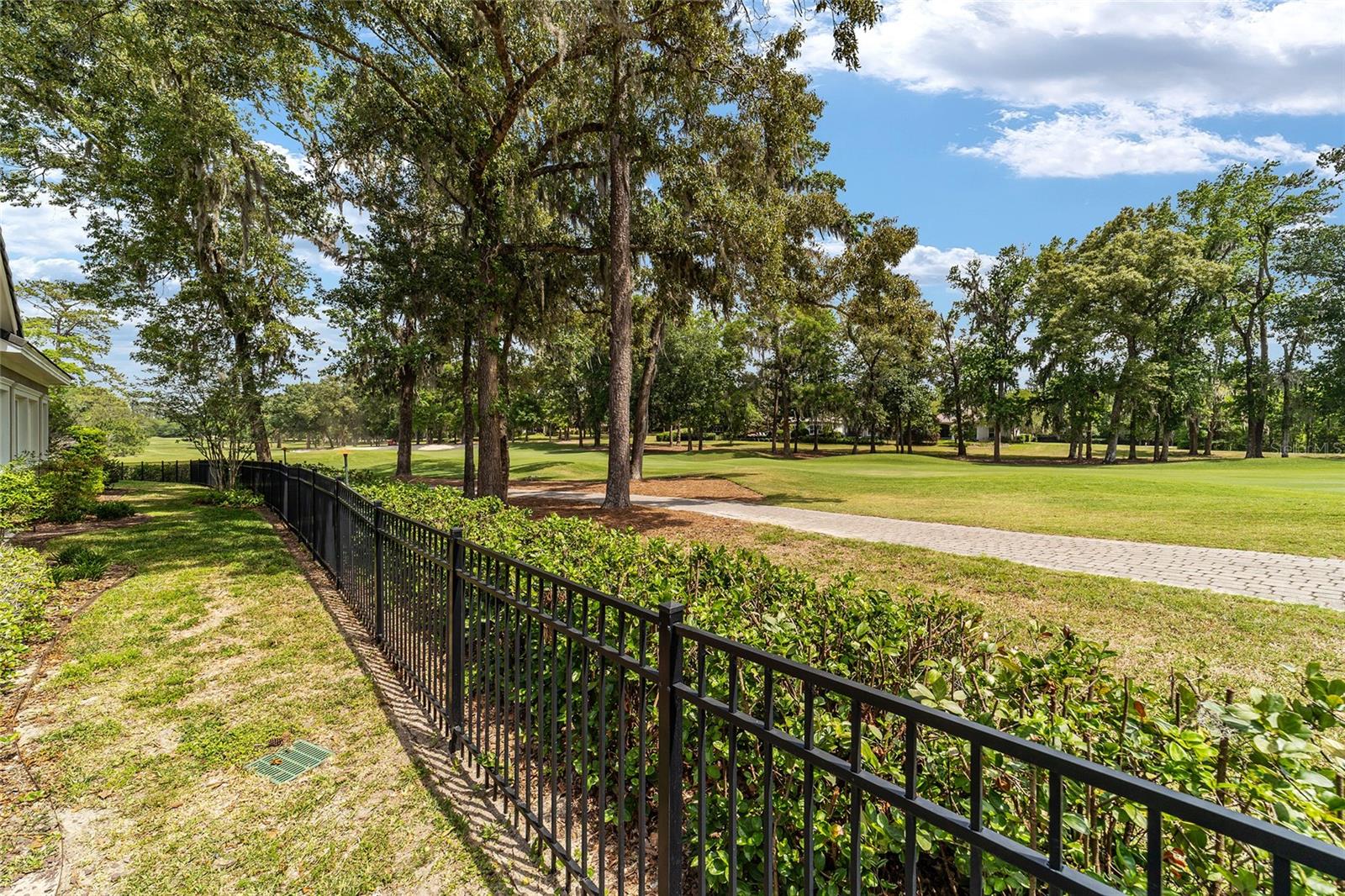 GOLDEN OCALA - Residential