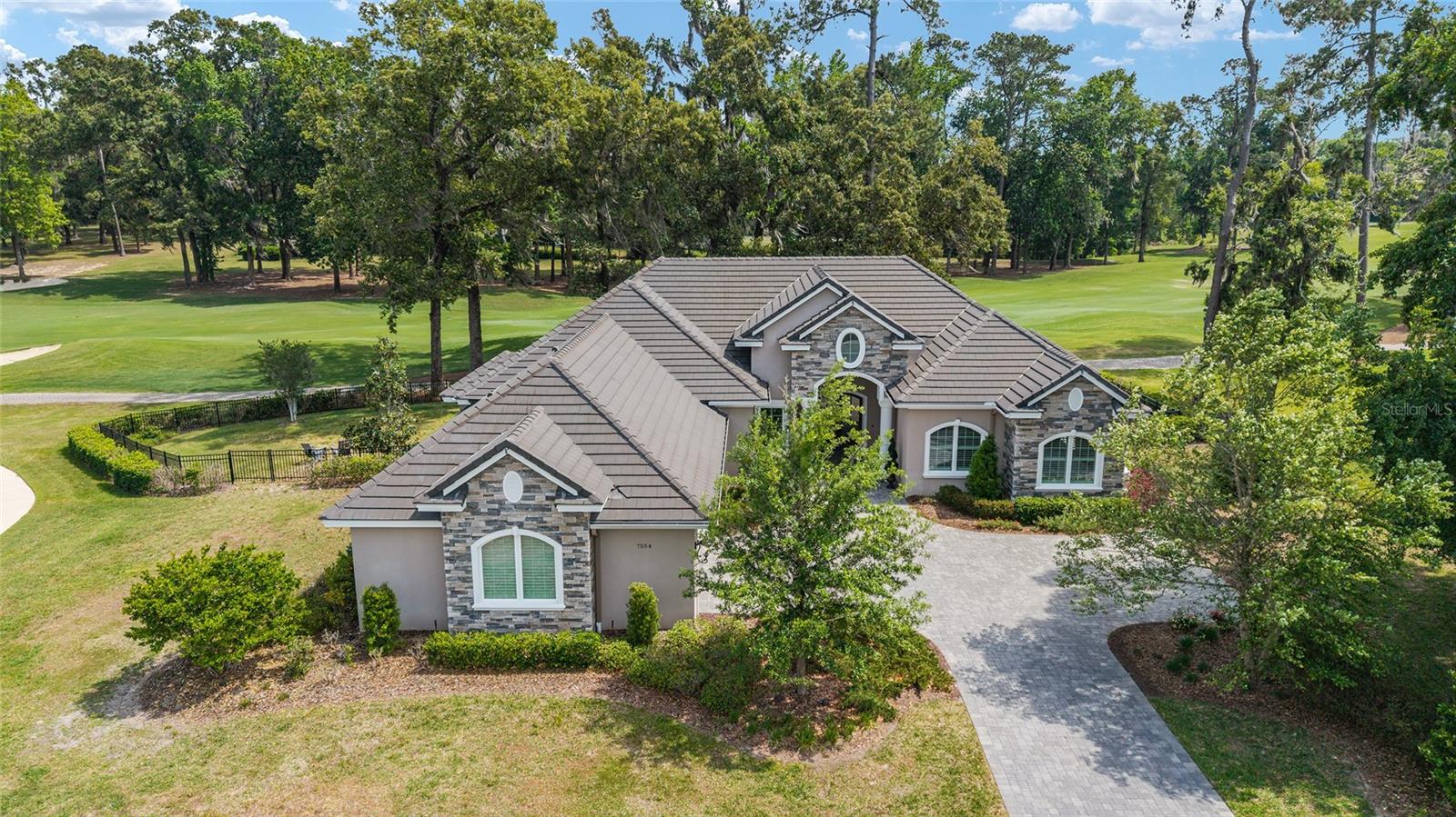 GOLDEN OCALA - Residential
