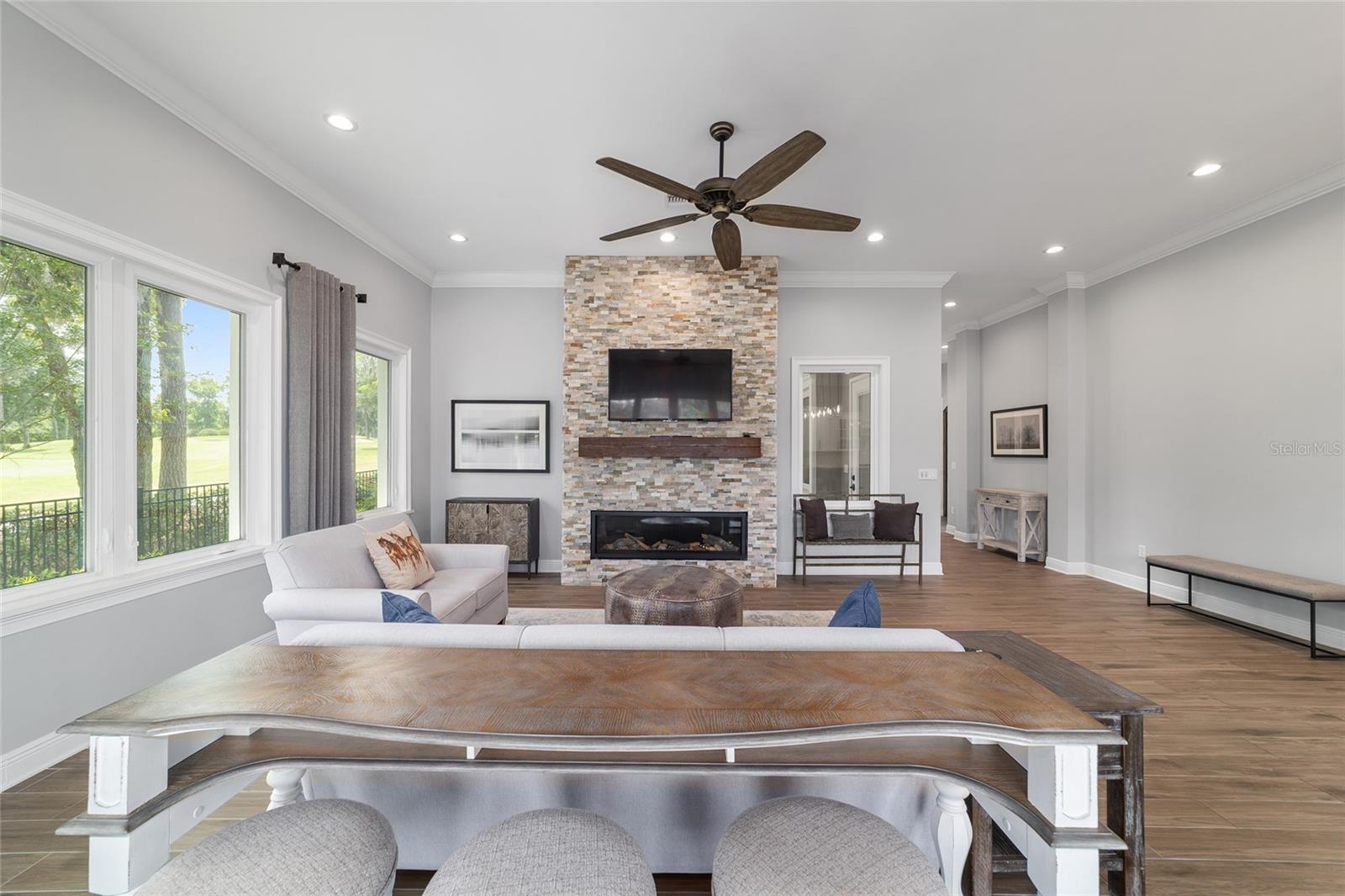 GOLDEN OCALA - Residential