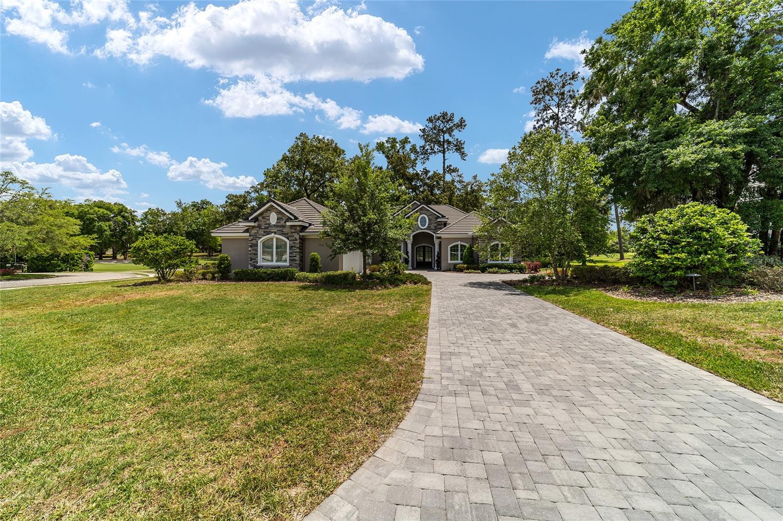 GOLDEN OCALA - Residential