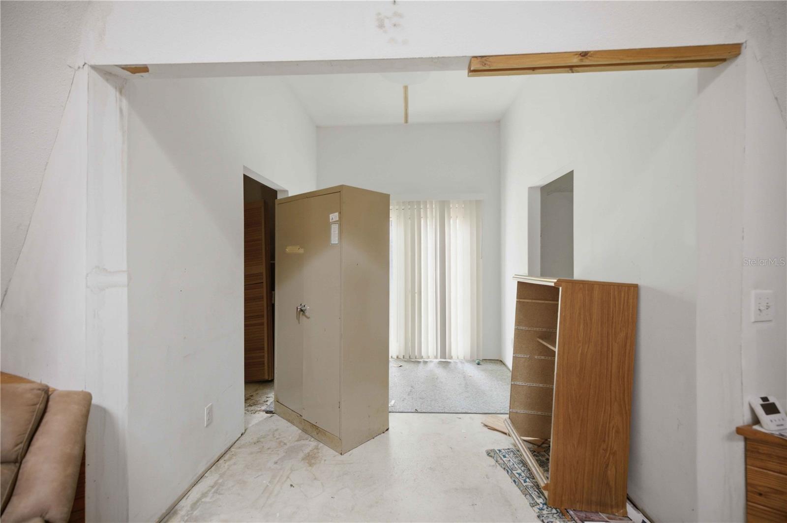 HORSE COUNTRY RANCHES - Residential