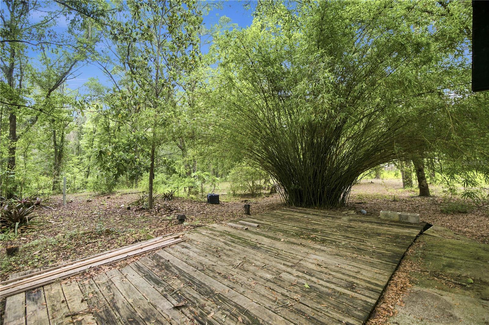 HORSE COUNTRY RANCHES - Residential