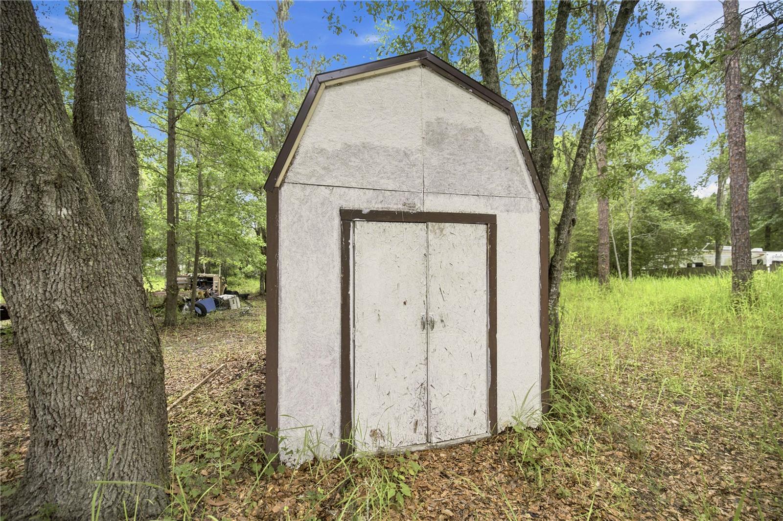 HORSE COUNTRY RANCHES - Residential