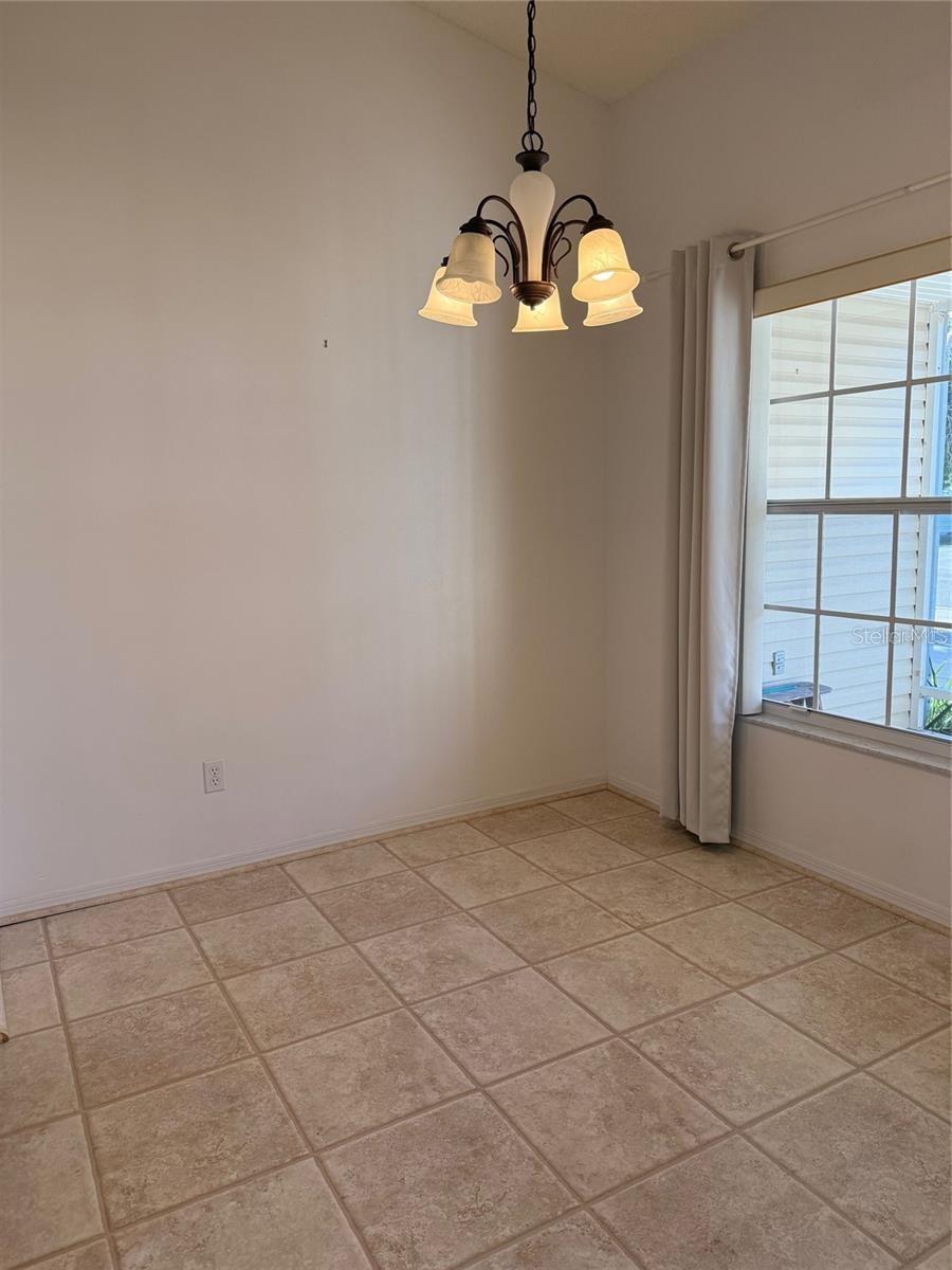 PLANTATION AT LEESBURG GLEN EAGLE VILLAGE TR A-E - Residential Lease