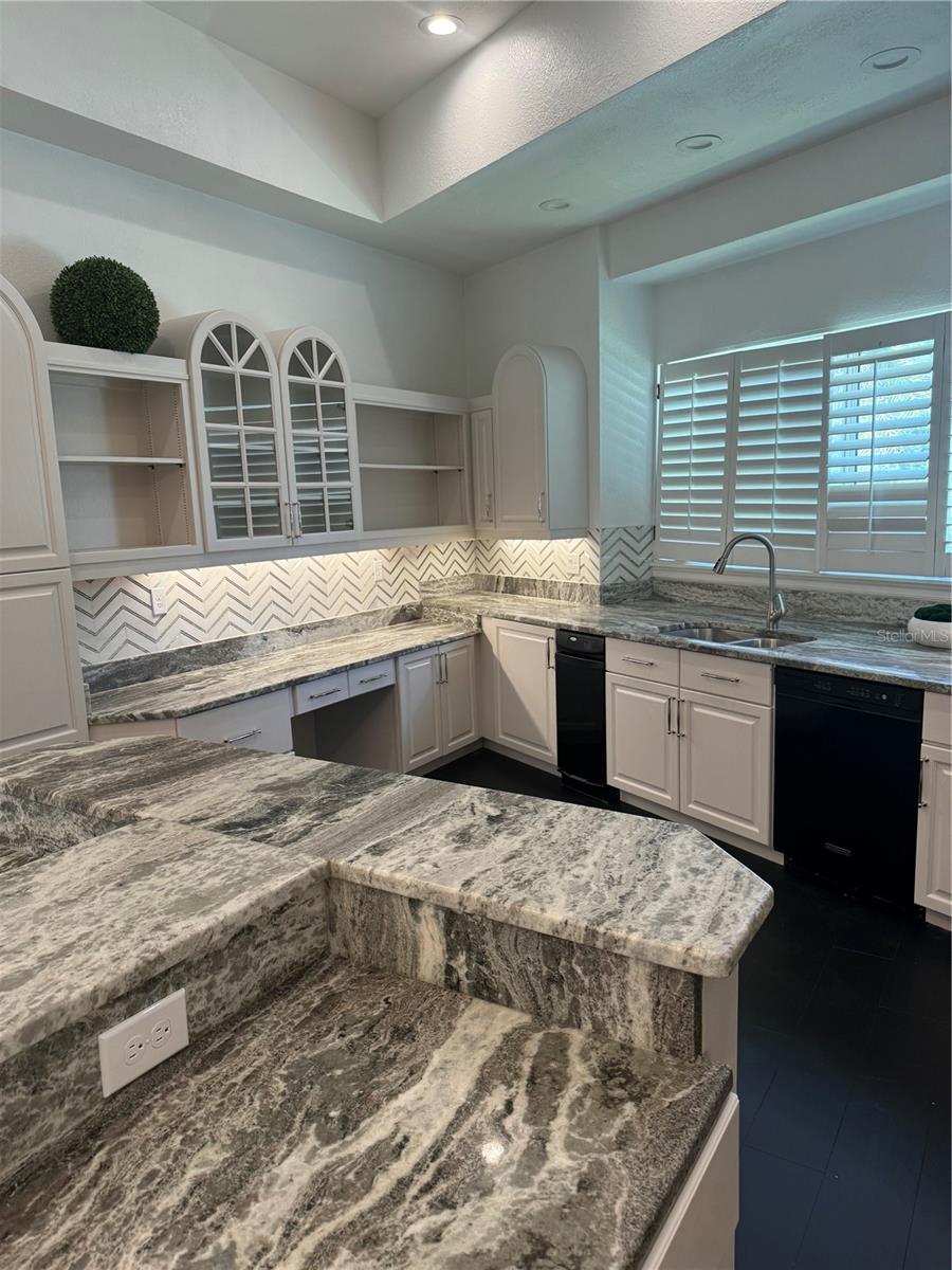 SWEETWATER CLUB UNIT 4 - Residential