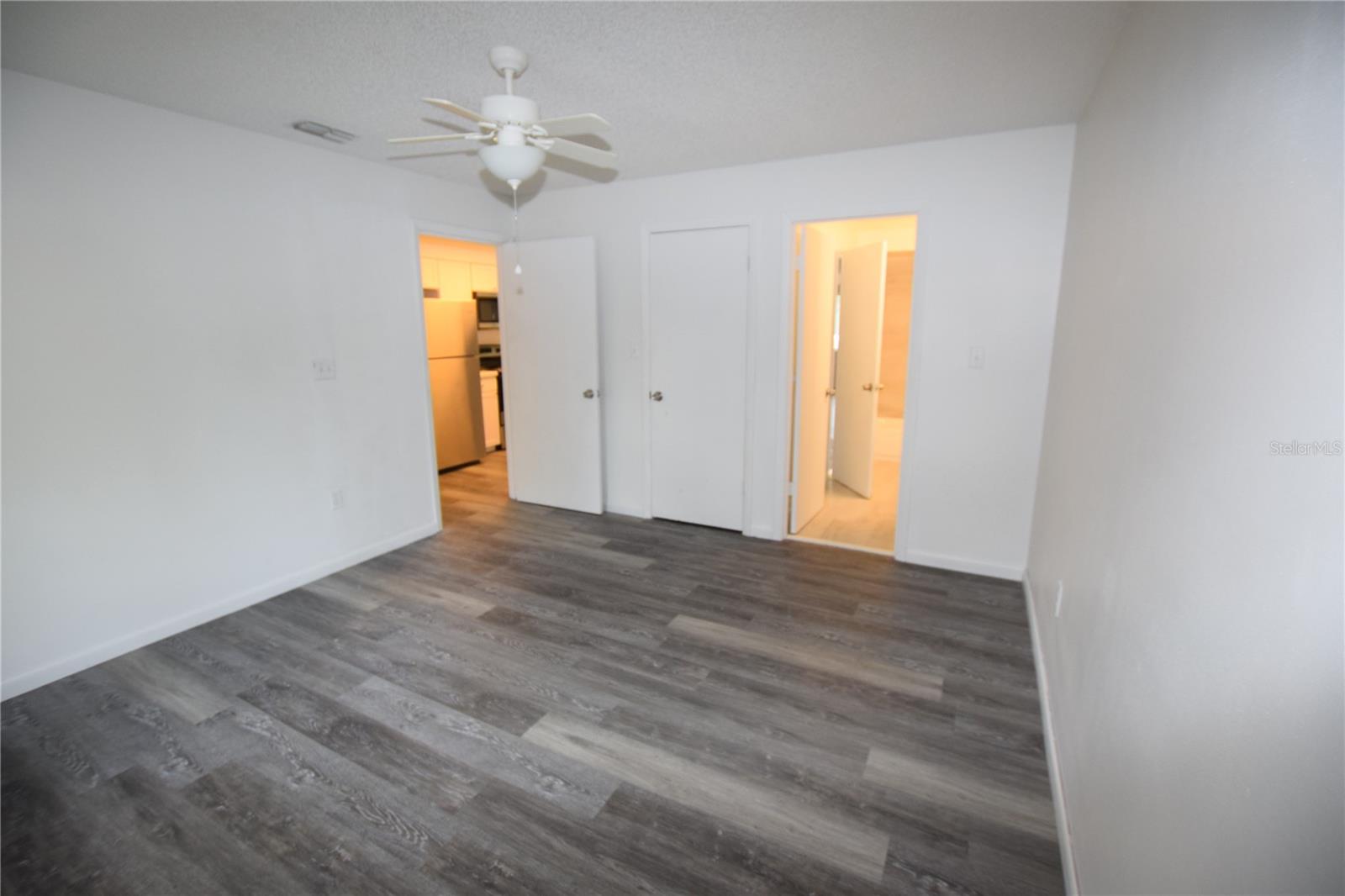 LEESBURG PALMORA GREEN SUB - Residential Lease