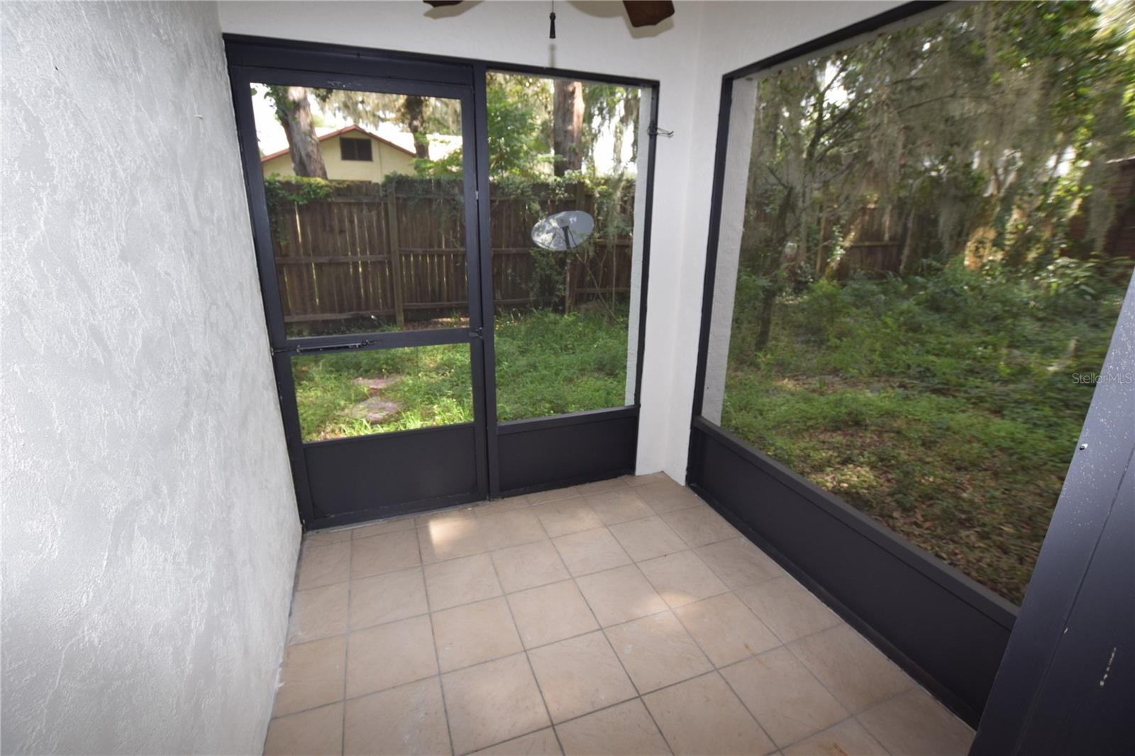 LEESBURG PALMORA GREEN SUB - Residential Lease