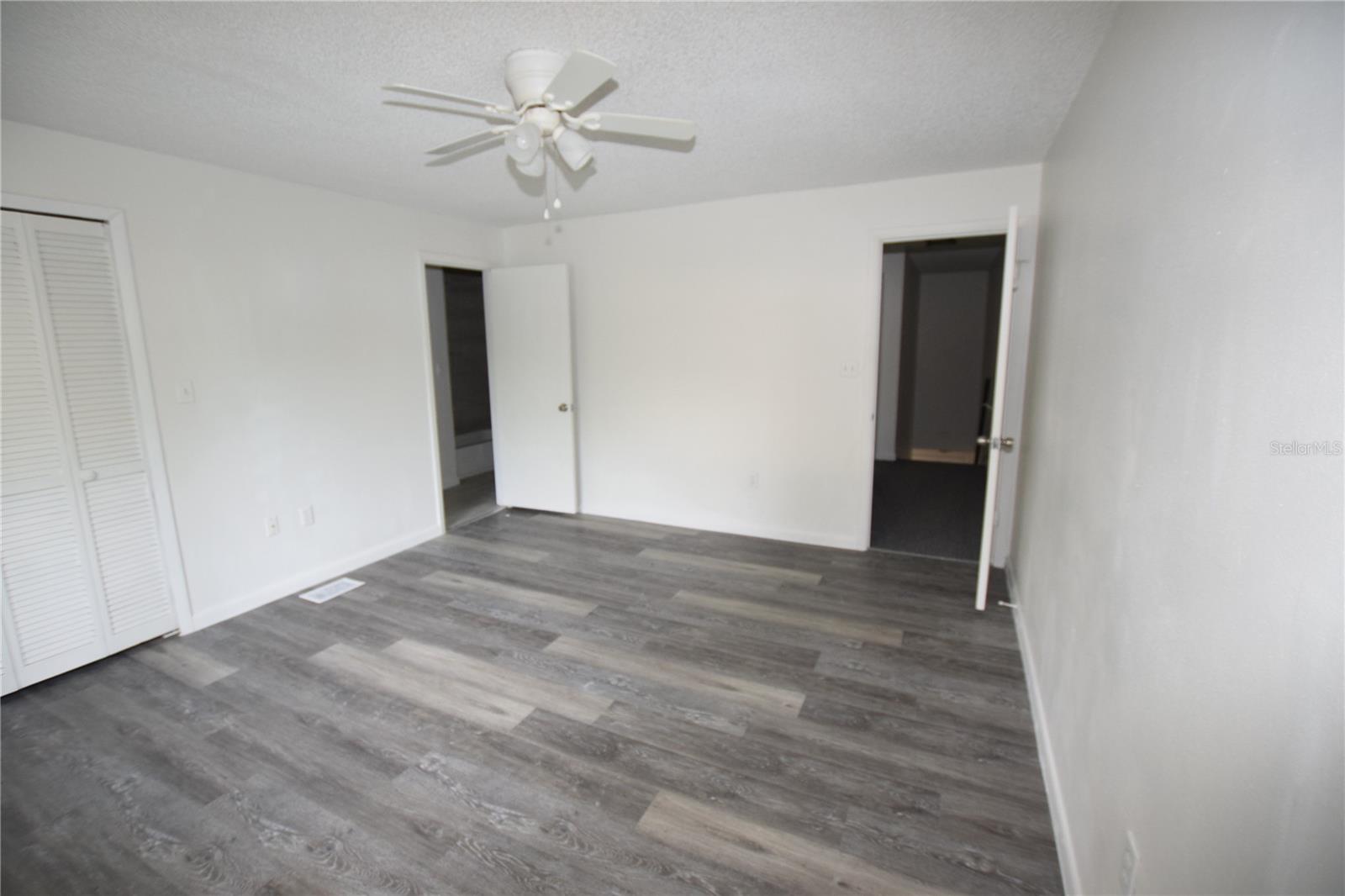 LEESBURG PALMORA GREEN SUB - Residential Lease