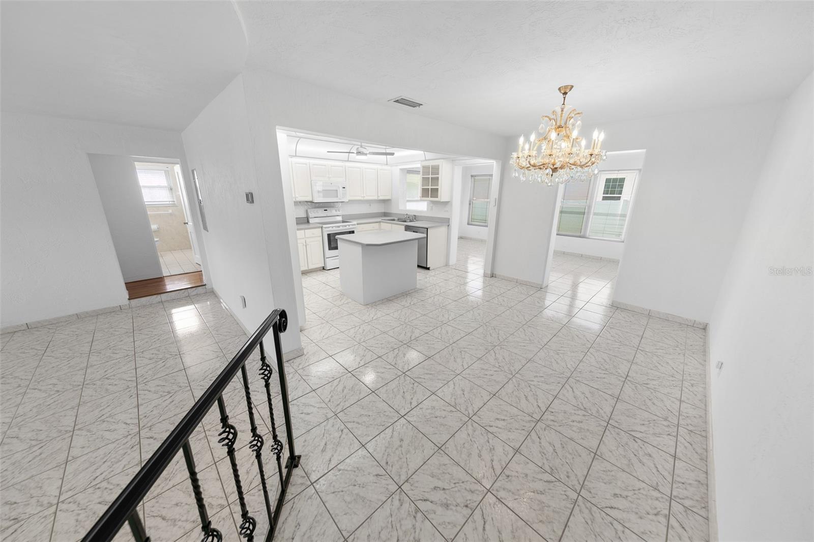 KAHNWAY HEIGHTS - Residential
