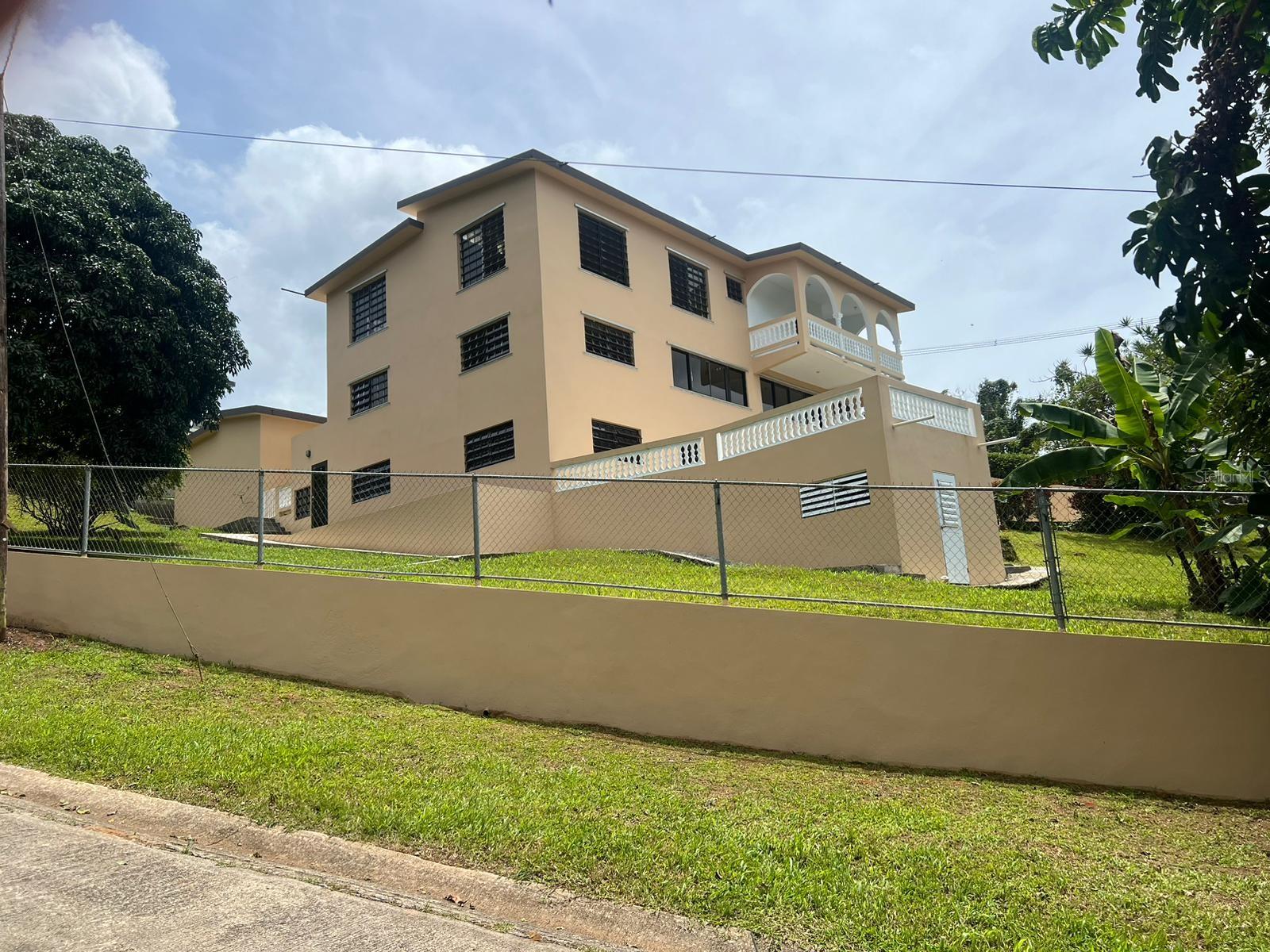GUAVATE - Residential