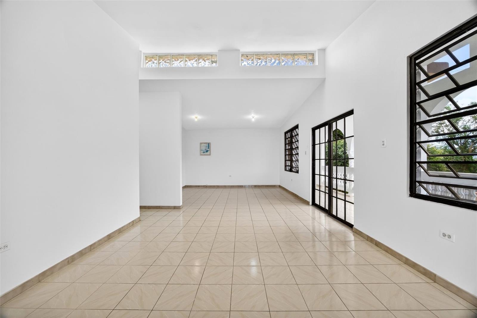 GUAVATE - Residential