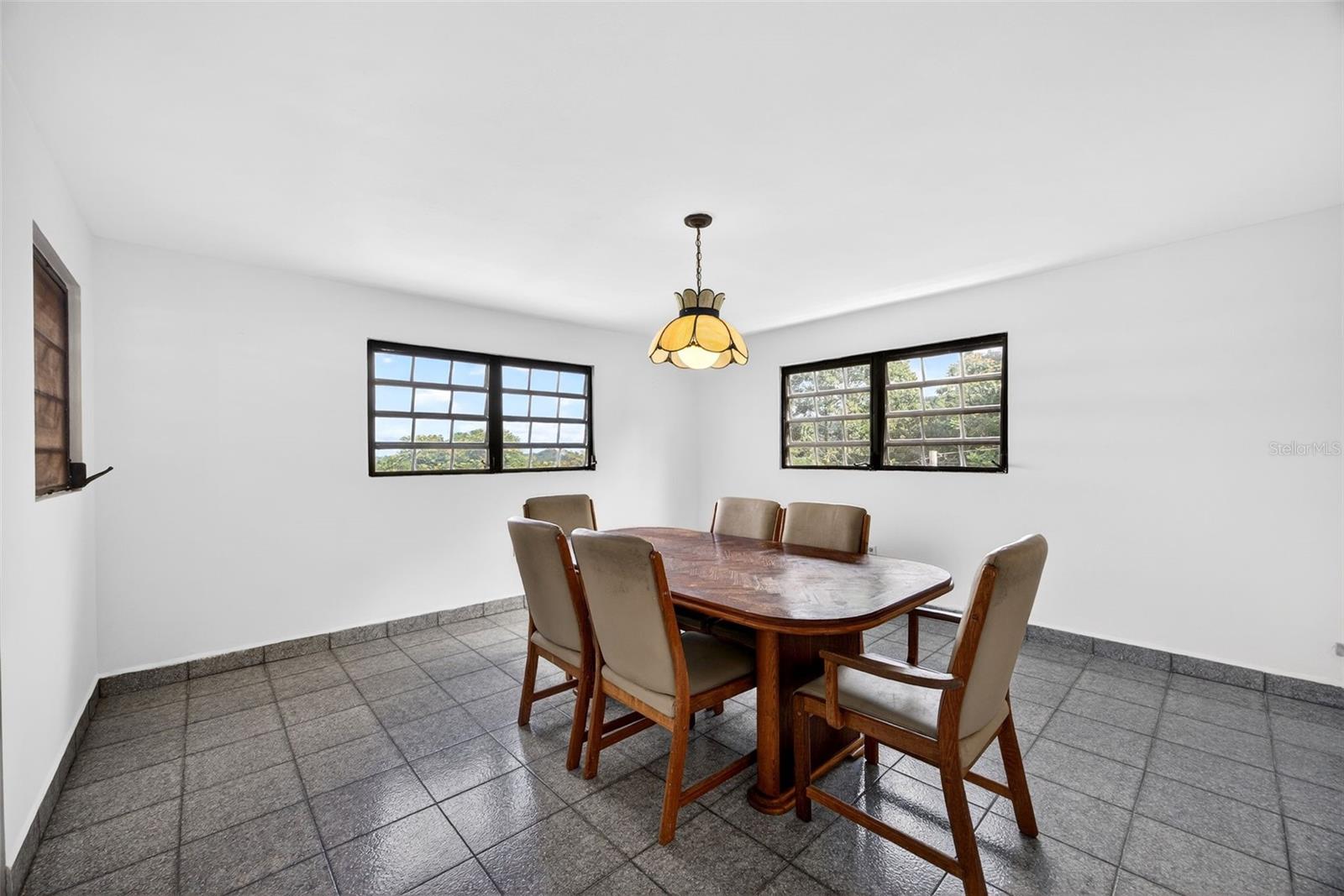 GUAVATE - Residential