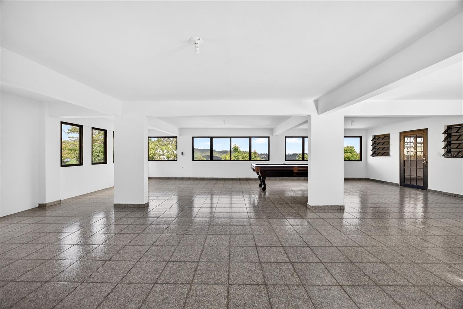 GUAVATE - Residential