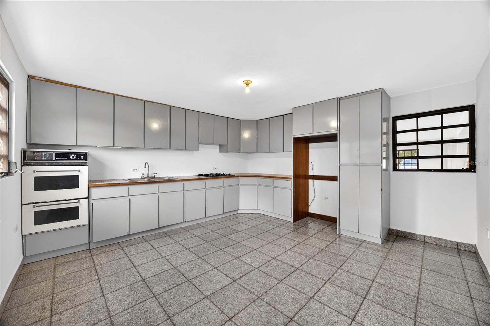 GUAVATE - Residential