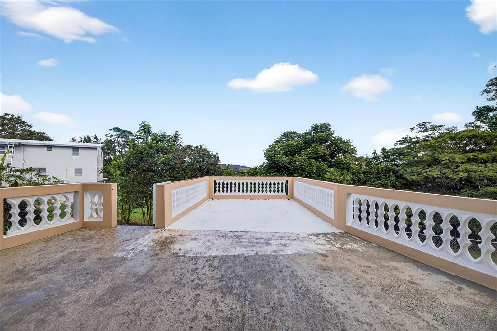 GUAVATE - Residential
