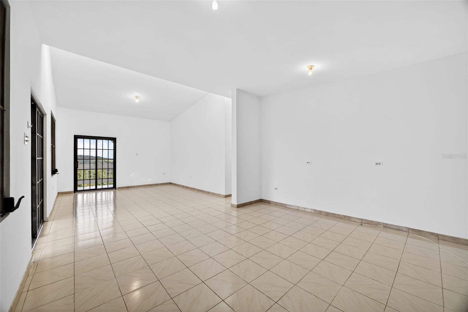 GUAVATE - Residential