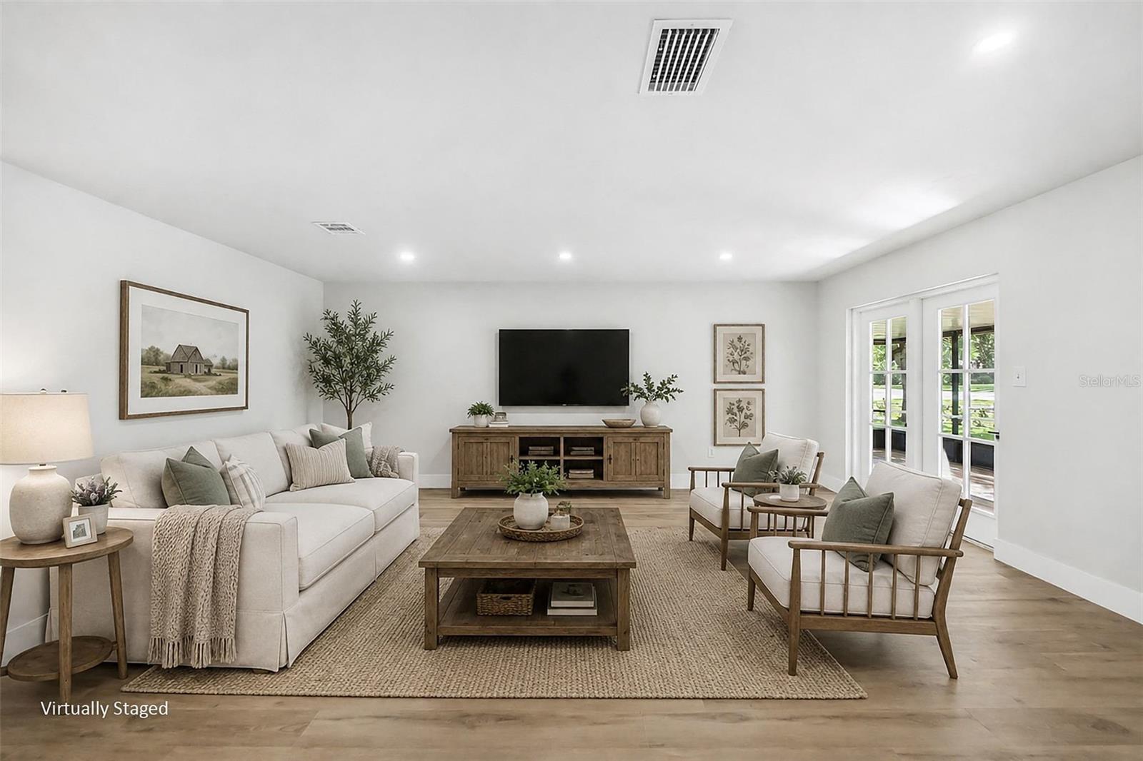 WINDMILL POINTE - Residential