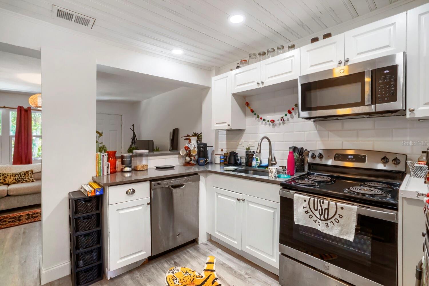 MELROSE SUB 1ST ADD - Residential Income