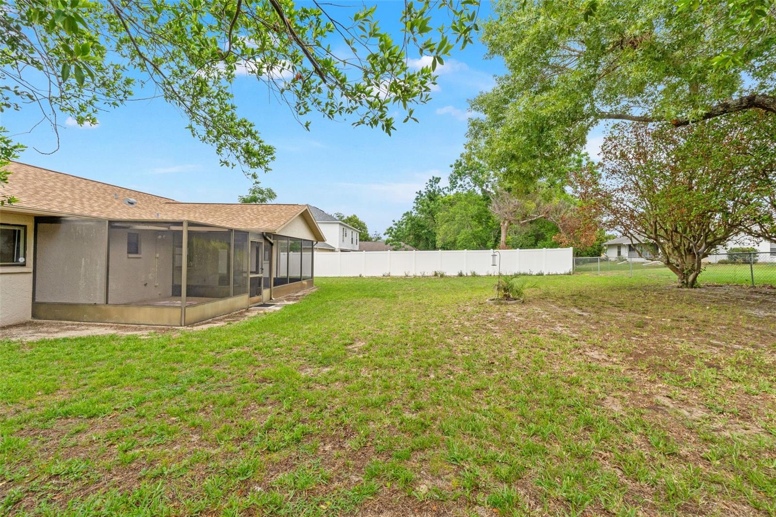 SPRING HILL - Residential