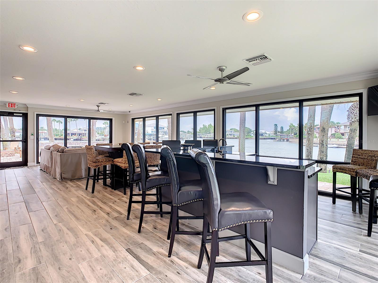 Diamond Head Point Condo - Residential