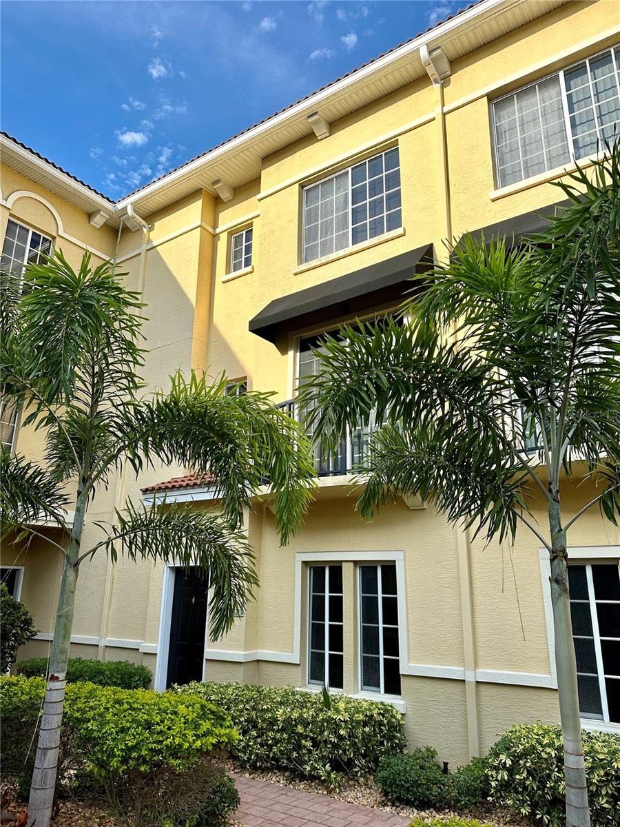 CORDOBA AT BEACH PARK A CONDOM - Residential Lease