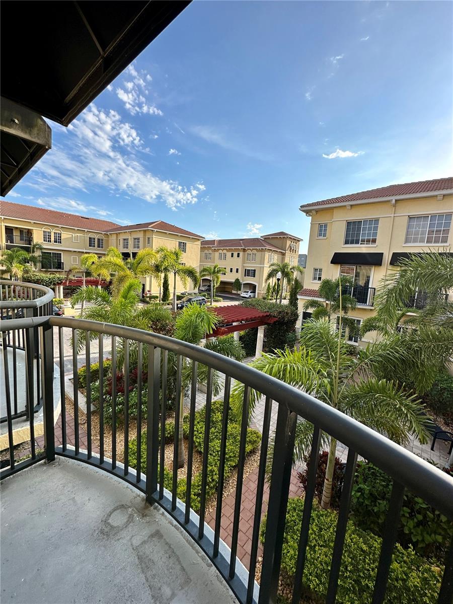 CORDOBA AT BEACH PARK A CONDOM - Residential Lease
