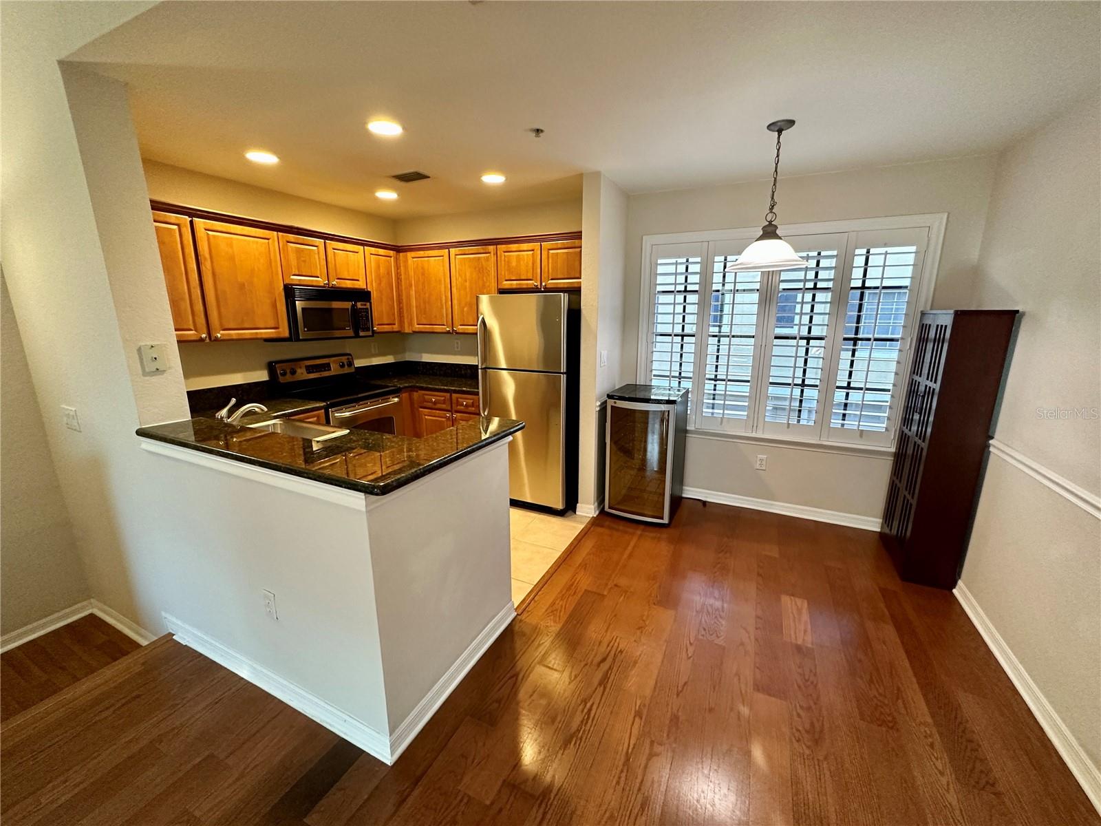 CORDOBA AT BEACH PARK A CONDOM - Residential Lease