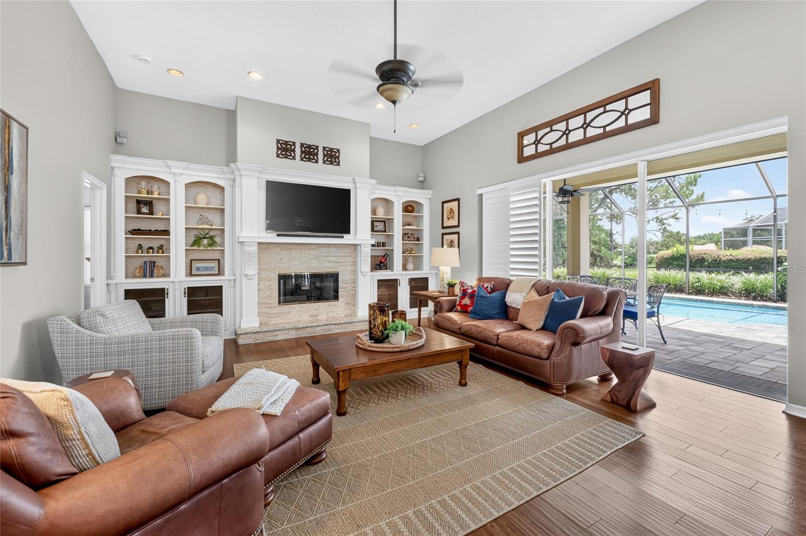 HUNTER'S GREEN, HUNTERS GREEN - Residential