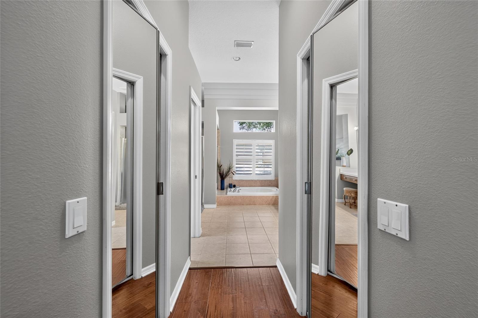 HUNTER'S GREEN, HUNTERS GREEN - Residential