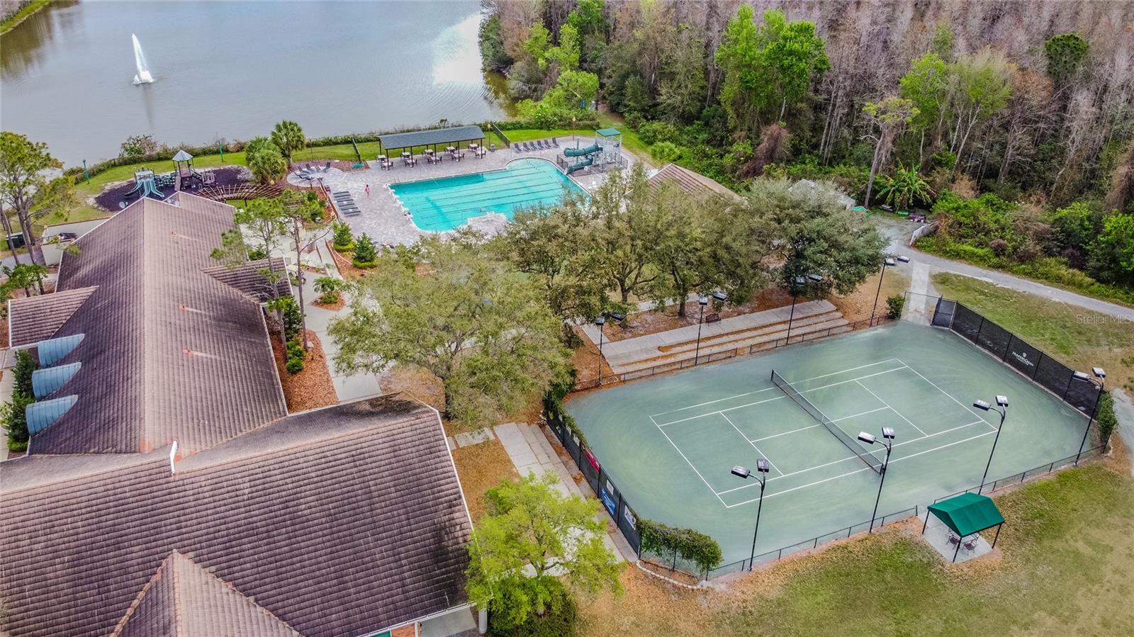 HUNTER'S GREEN, HUNTERS GREEN - Residential