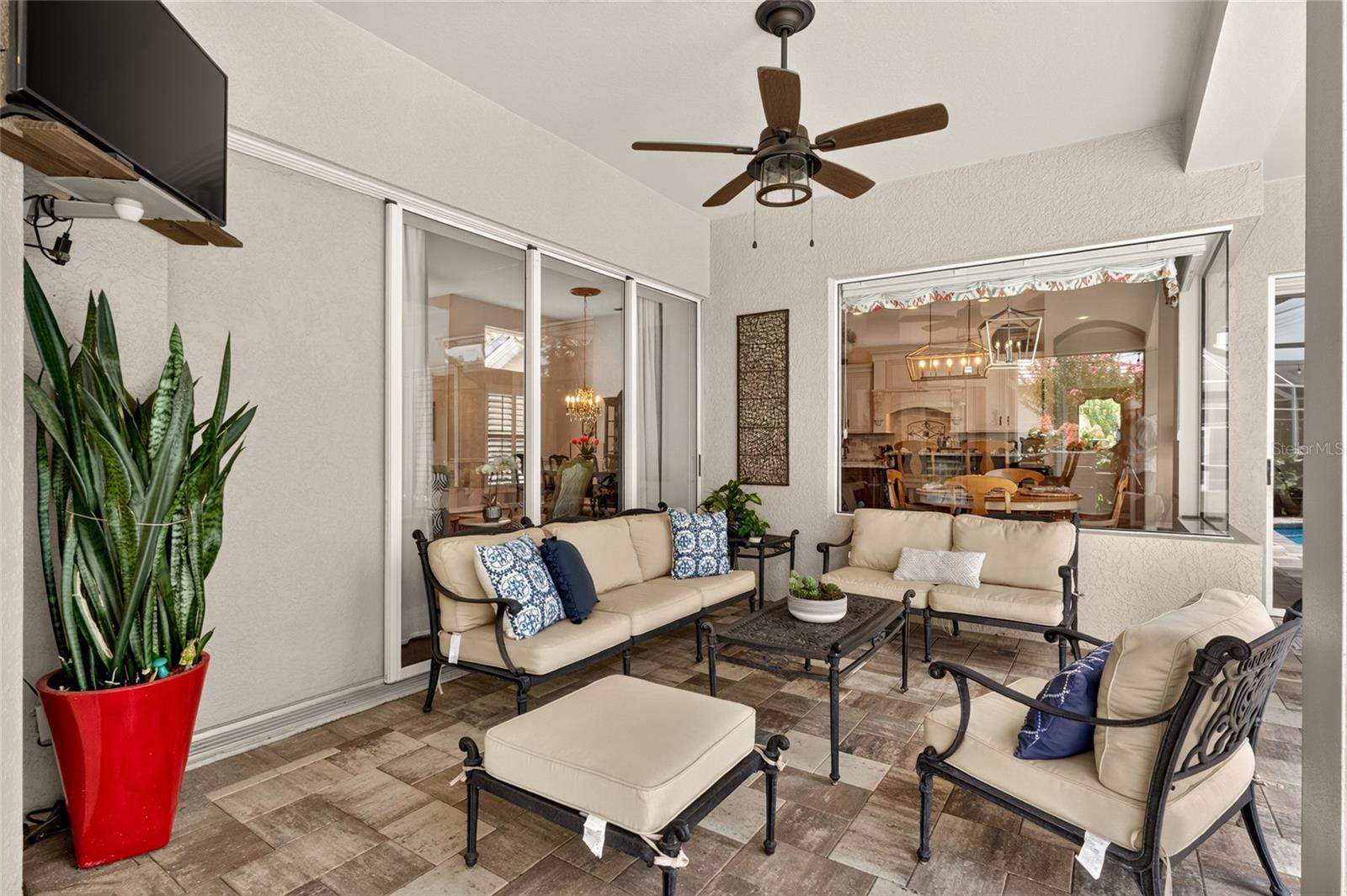 HUNTER'S GREEN, HUNTERS GREEN - Residential