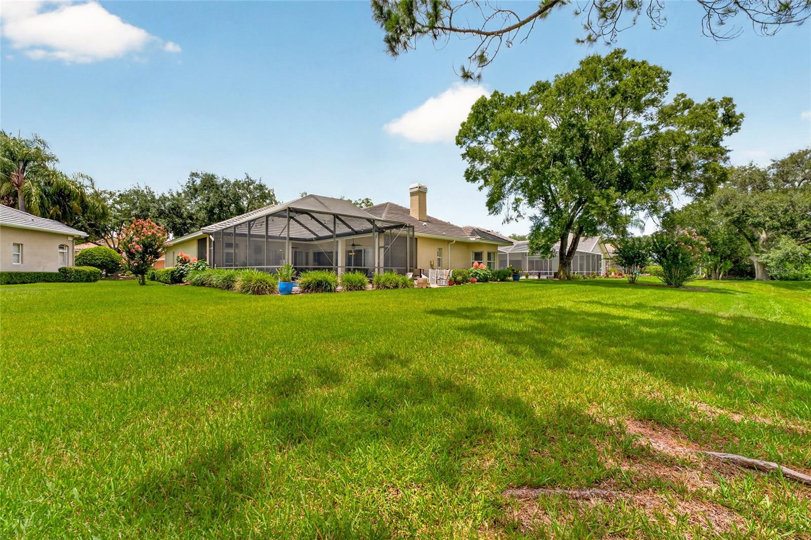 HUNTER'S GREEN, HUNTERS GREEN - Residential