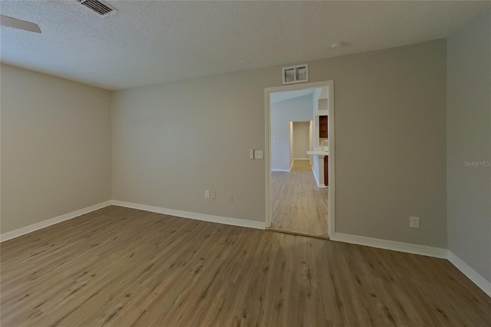 BICKLEYS LAKEWOOD ADD BLK 3 REP - Residential Lease