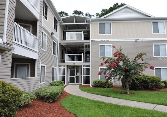 COUNTRYSIDE UNIVERSITY - Residential