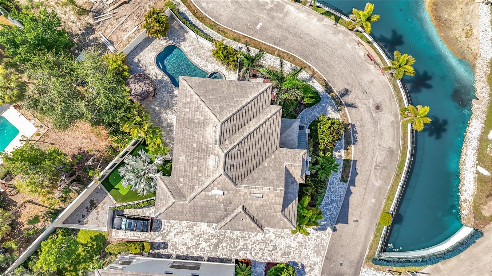 CORONAS PARK - Residential