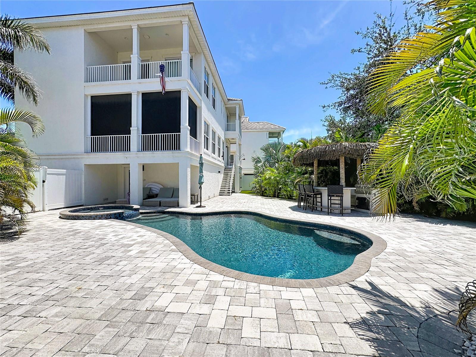 CORONAS PARK - Residential